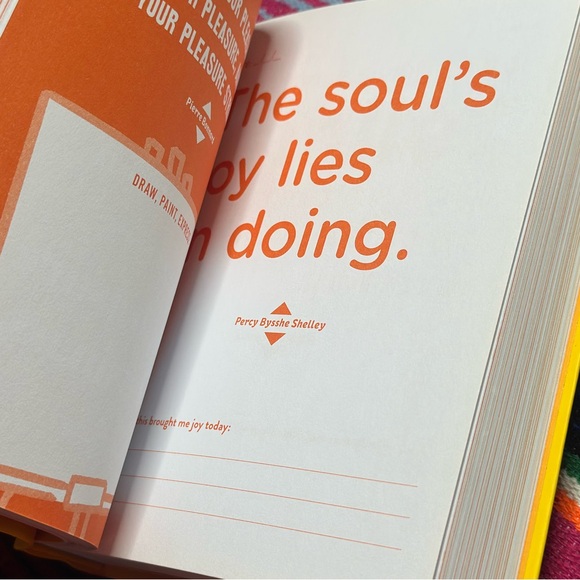 📓 “Do One Thing Every Day That Makes You Happy” – Guided Journal 🌞 - Picture 13 of 16